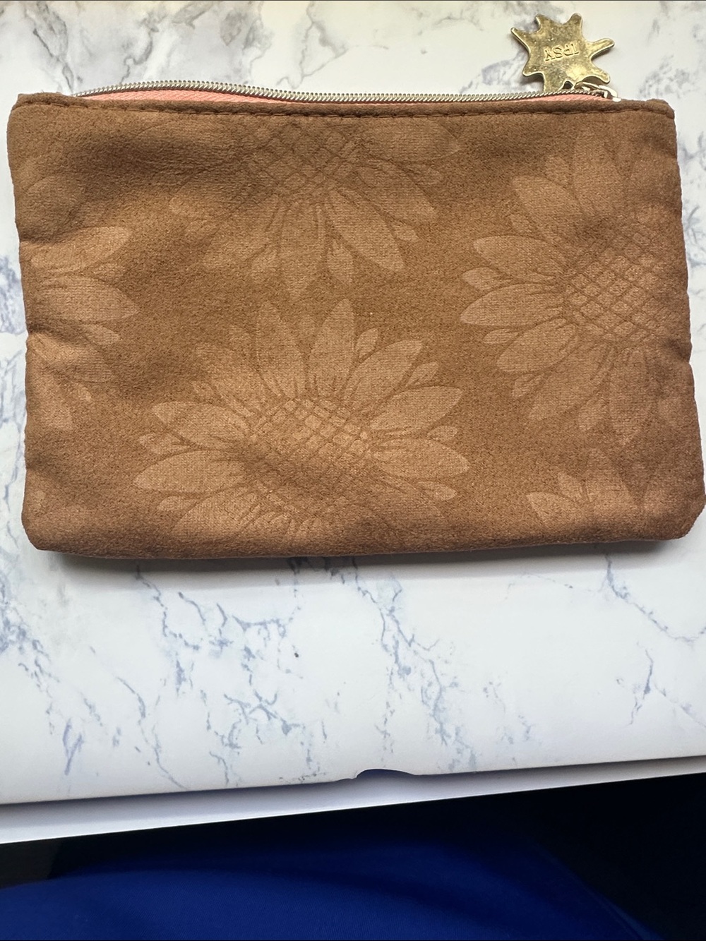 Ipsy Makeup Bag : Suede Sunflower